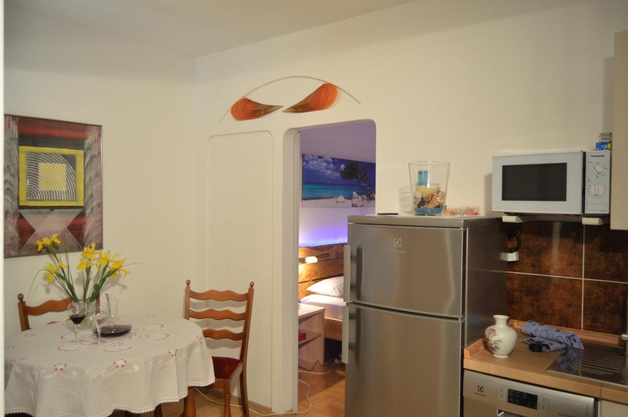Apartmani Misic Zdrelac Exterior photo
